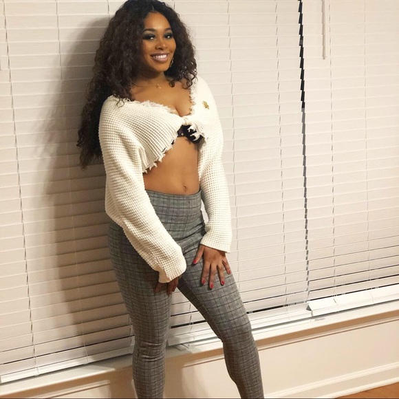 White fringe crop sweater - Picture 4 of 6